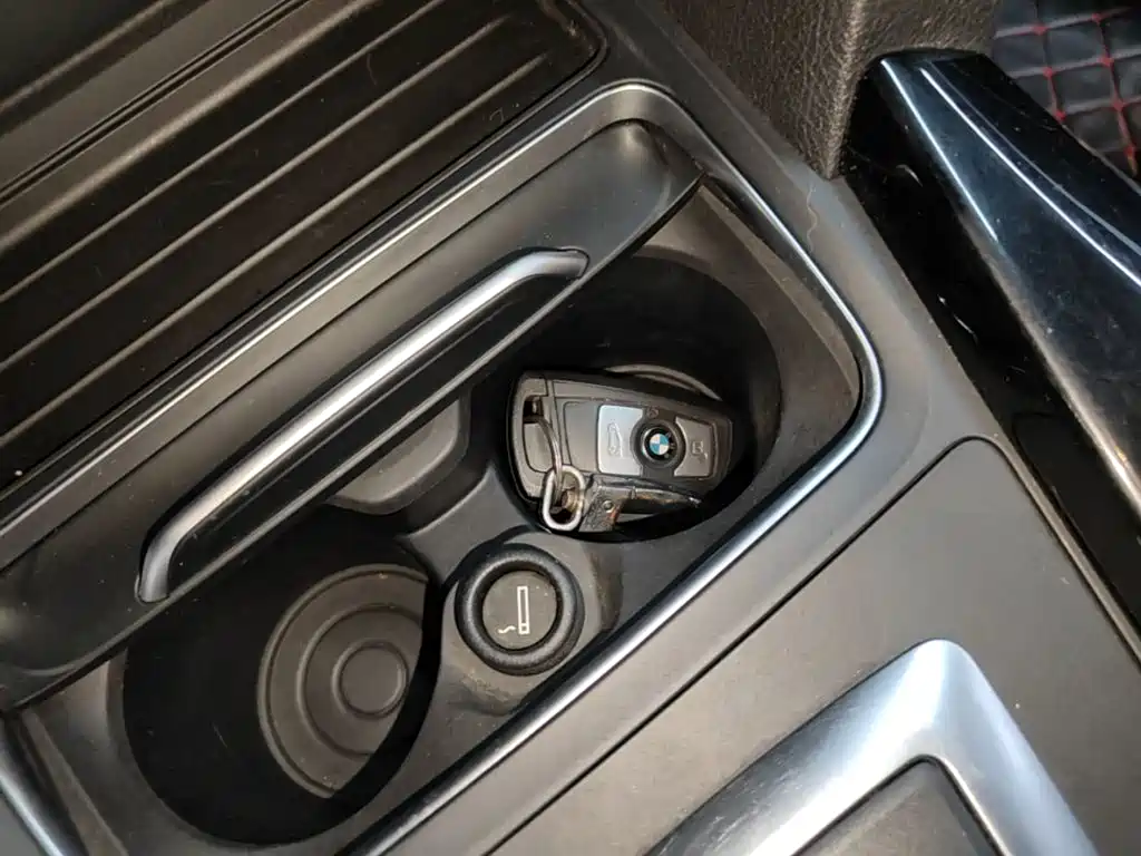 BMW 3 Series — миниатюра 9