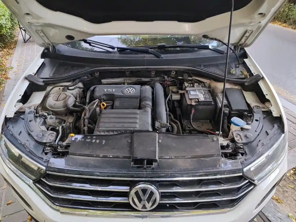 Volkswagen T-Roc — миниатюра 11