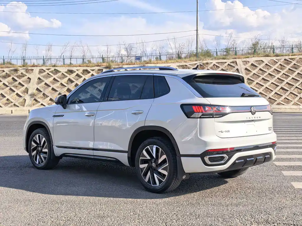 Volkswagen Tayron 2023 380TSI R-Line