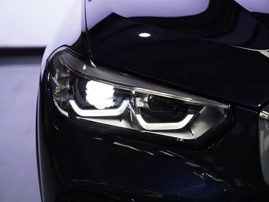 BMW X5 2022 xDrive 30Li M Sport