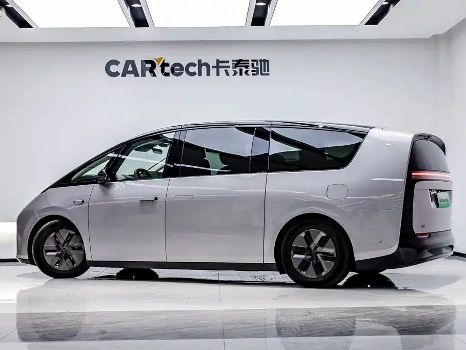 Li Auto Li MEGA — миниатюра 4