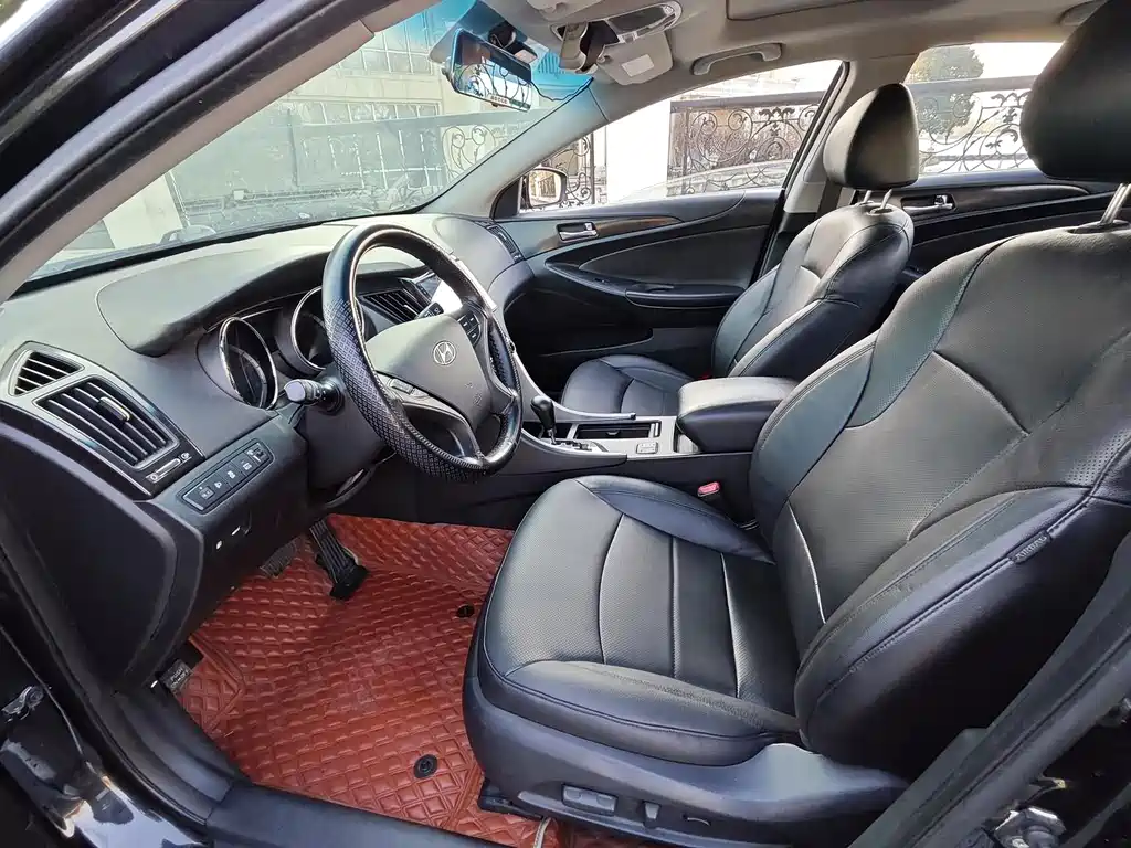 Hyundai Sonata — миниатюра 8