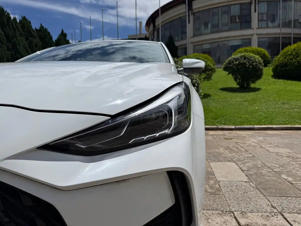MG MG5 — миниатюра 9