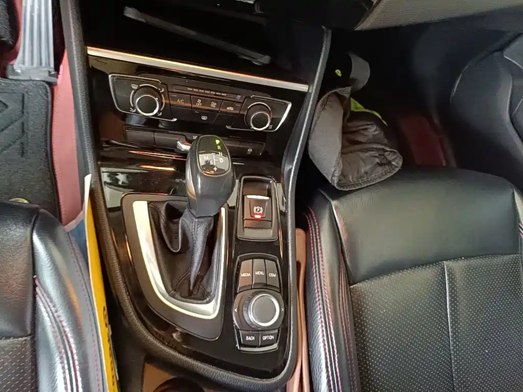 BMW 2 Series Active Tourer - фото 14