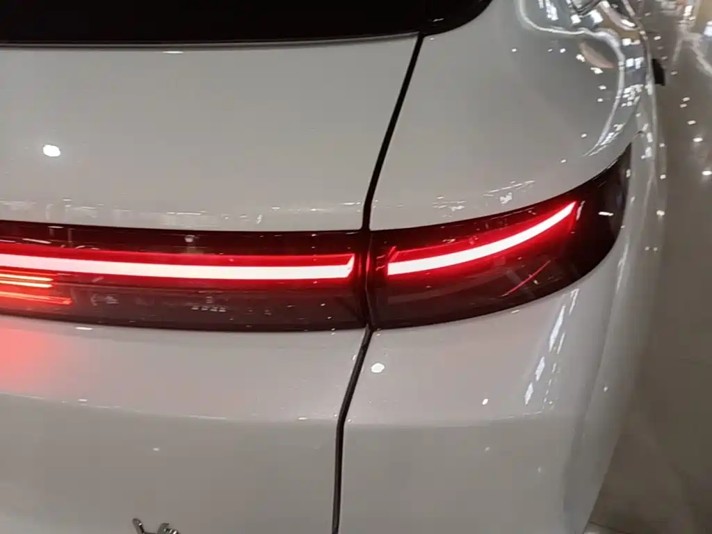 Li Auto L6 2025 Pro