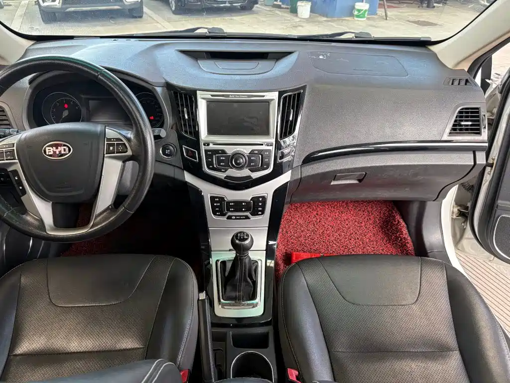 BYD Surui — миниатюра 5