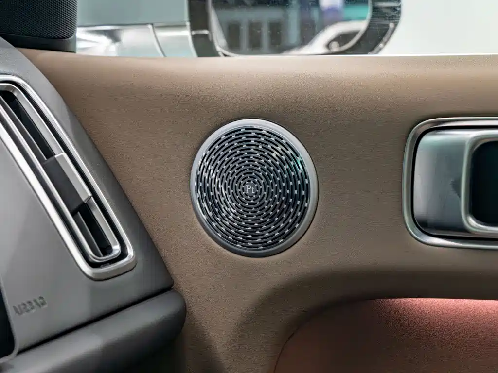 Li Auto Li L6 — миниатюра 19