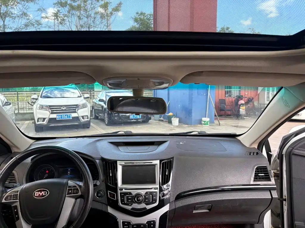 BYD Surui — миниатюра 6