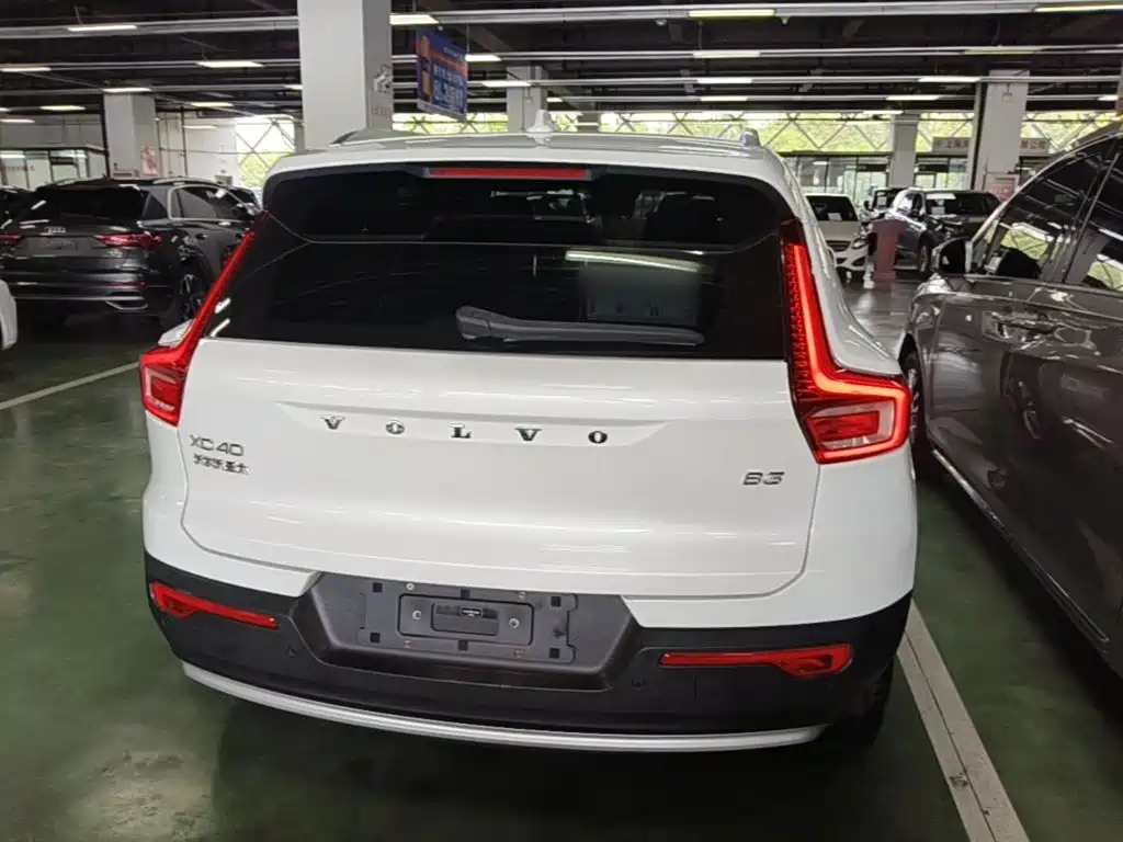 Volvo XC40 — миниатюра 6