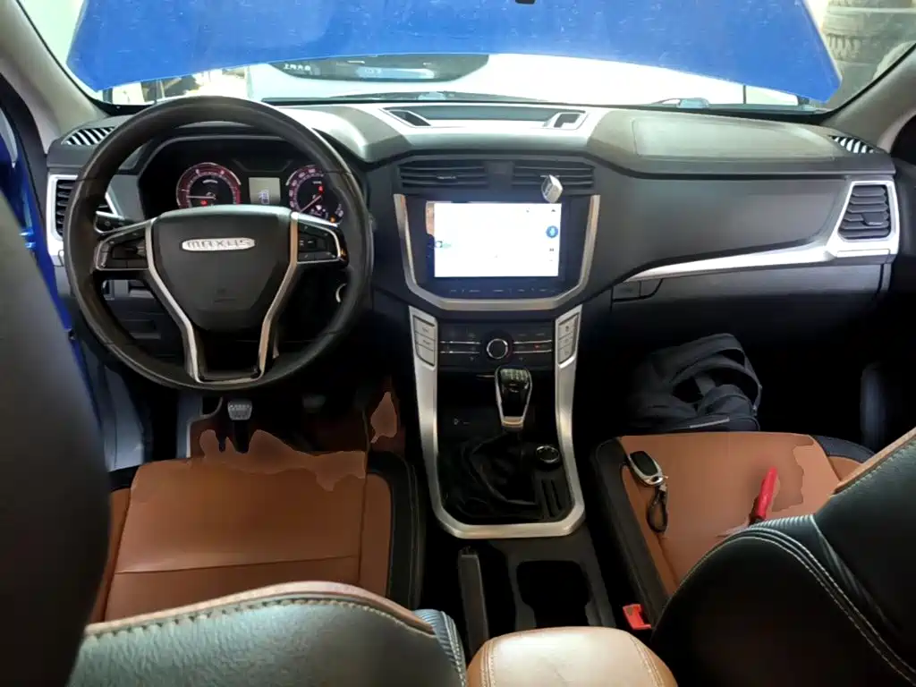 Maxus T70 — миниатюра 10