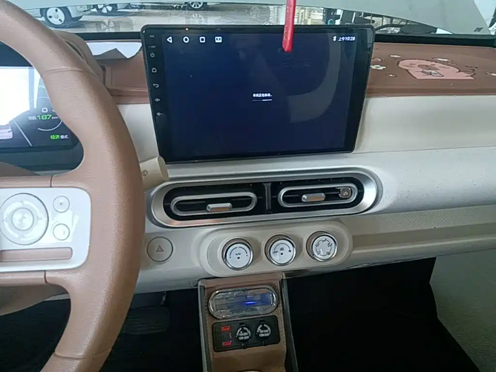 Wuling MINIEV — миниатюра 13