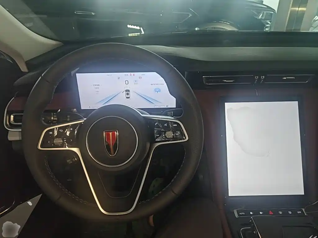 Hongqi H5 2025 2.0T AT