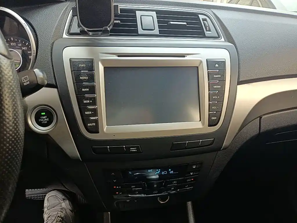 BAIC Senova X65 — миниатюра 13