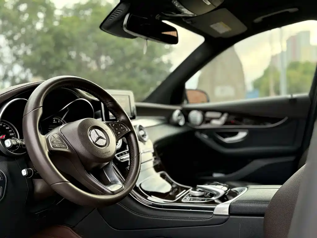 Mercedes-Benz GLC — миниатюра 13