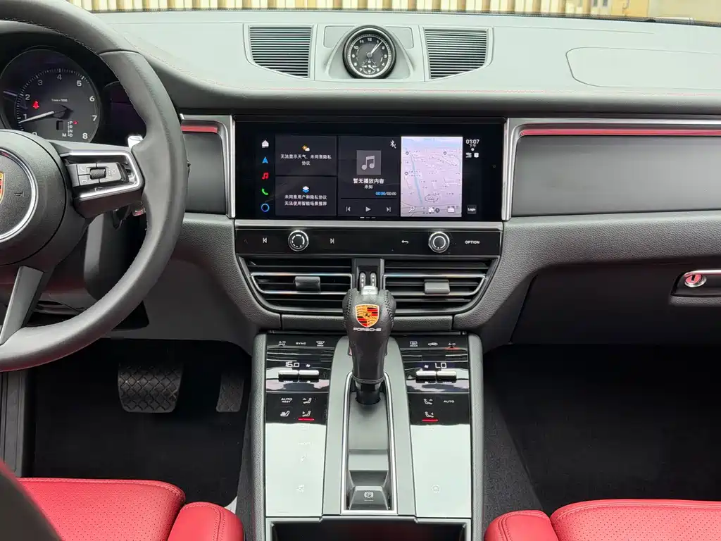 Porsche Macan — миниатюра 21
