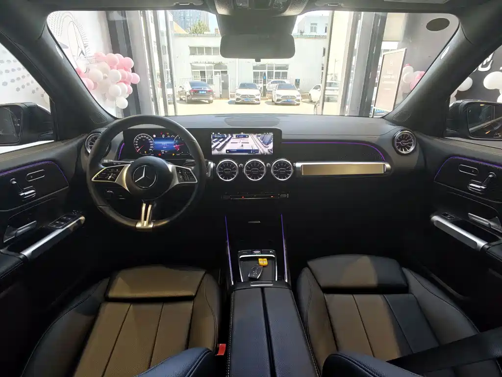 Mercedes-Benz GLB — миниатюра 6