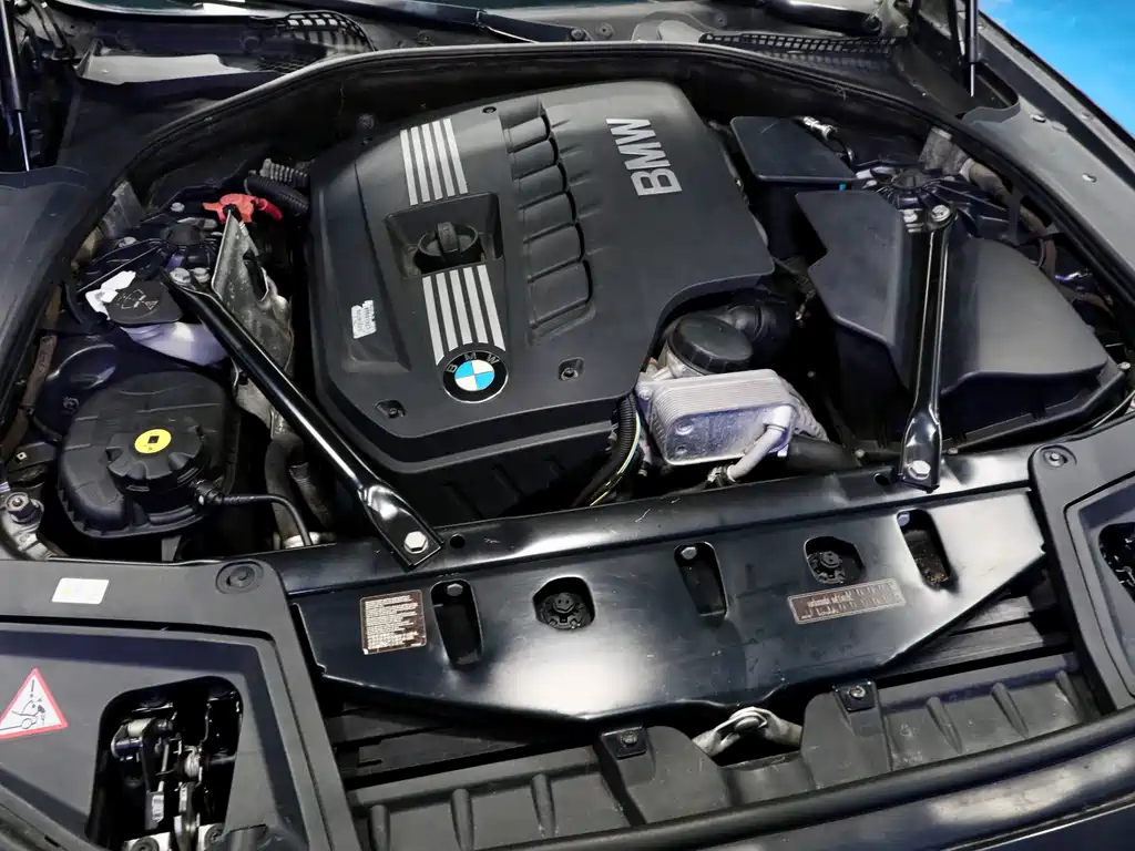 BMW 5 Series 5 2012 530i Lead