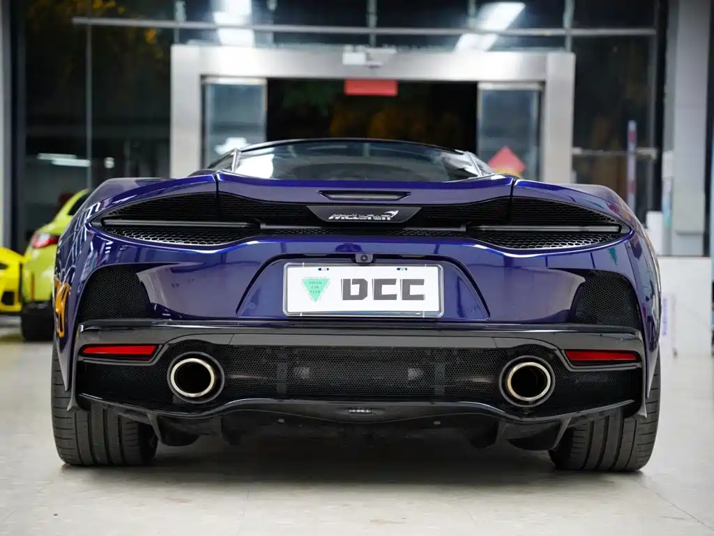 McLaren GT — миниатюра 8