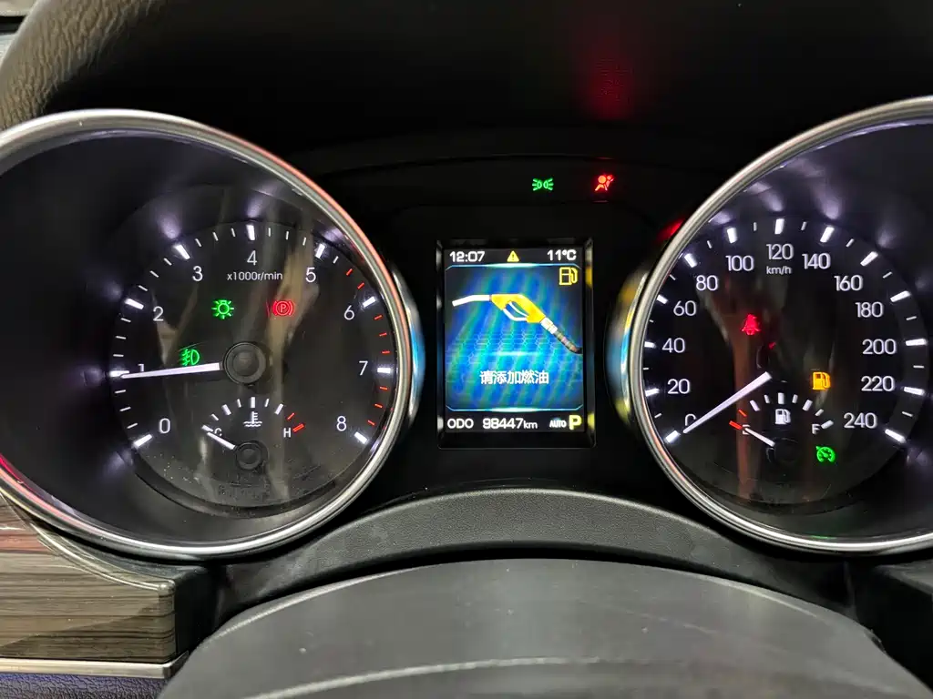 Haval H9 2015 2.0T Luxury 7 мест