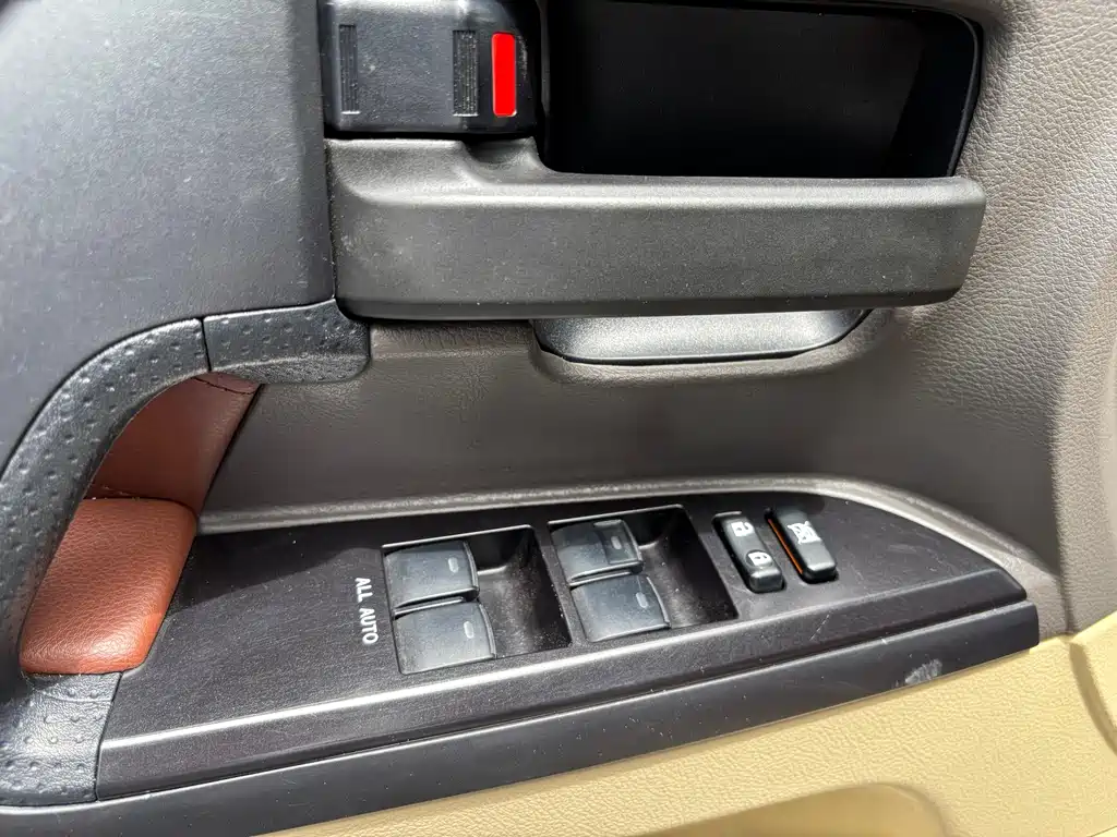 Toyota Land Cruiser — миниатюра 23