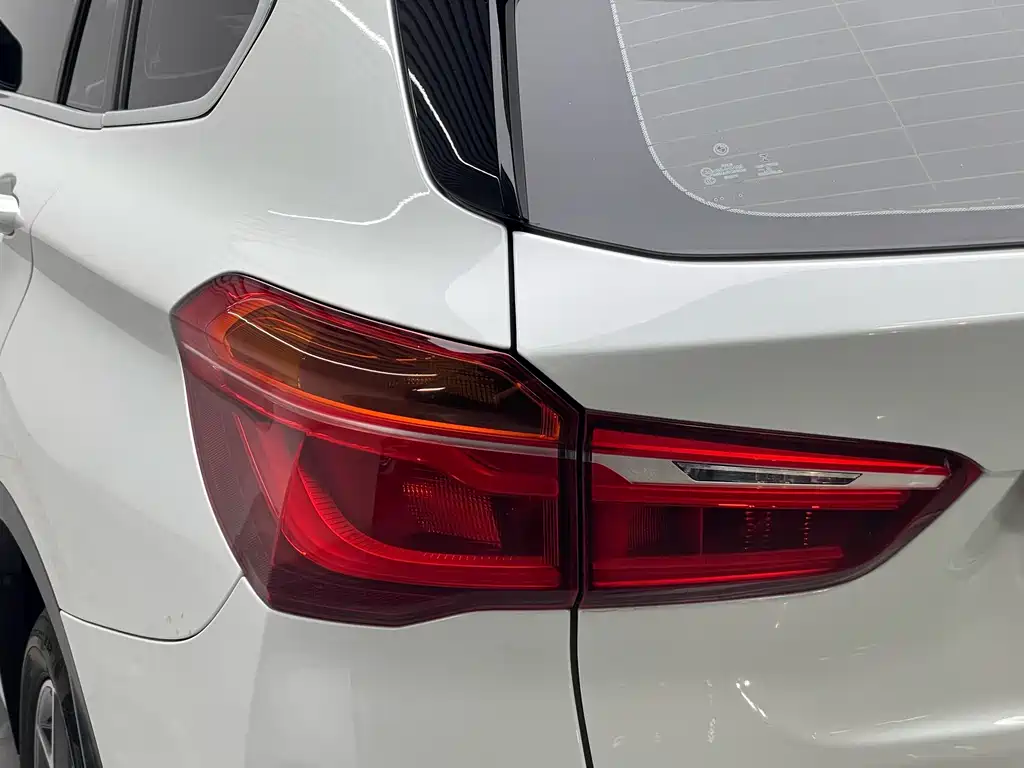 BMW X1 — миниатюра 20