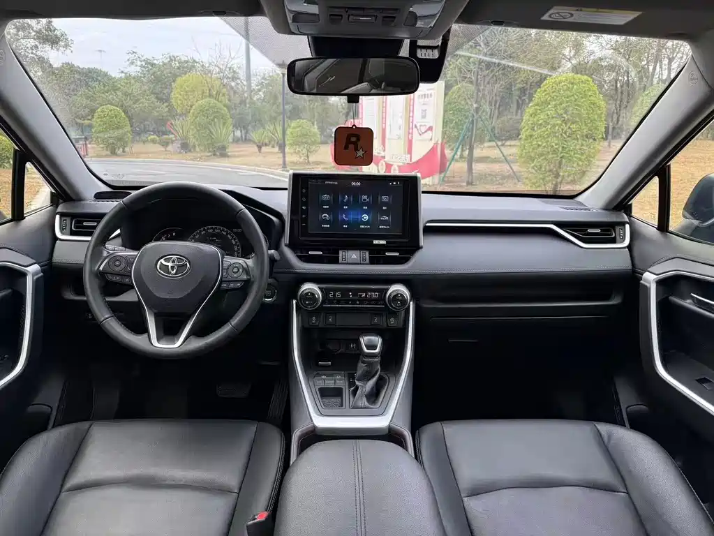 TOYOTA RAV4 RONGFANG