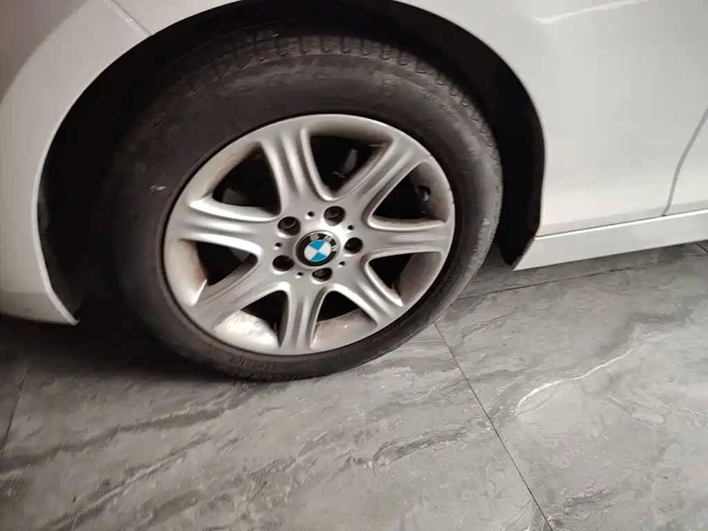 BMW 1 Series (Import) — миниатюра 23