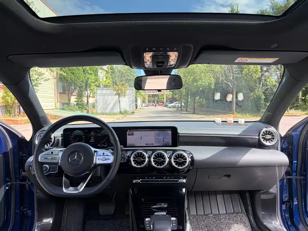 Mercedes-Benz A-Class — миниатюра 5