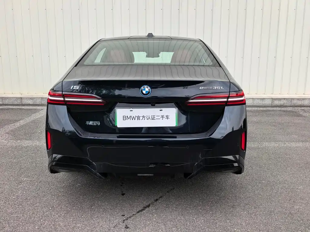 BMW i5 2025 eDrive 35L M Sport