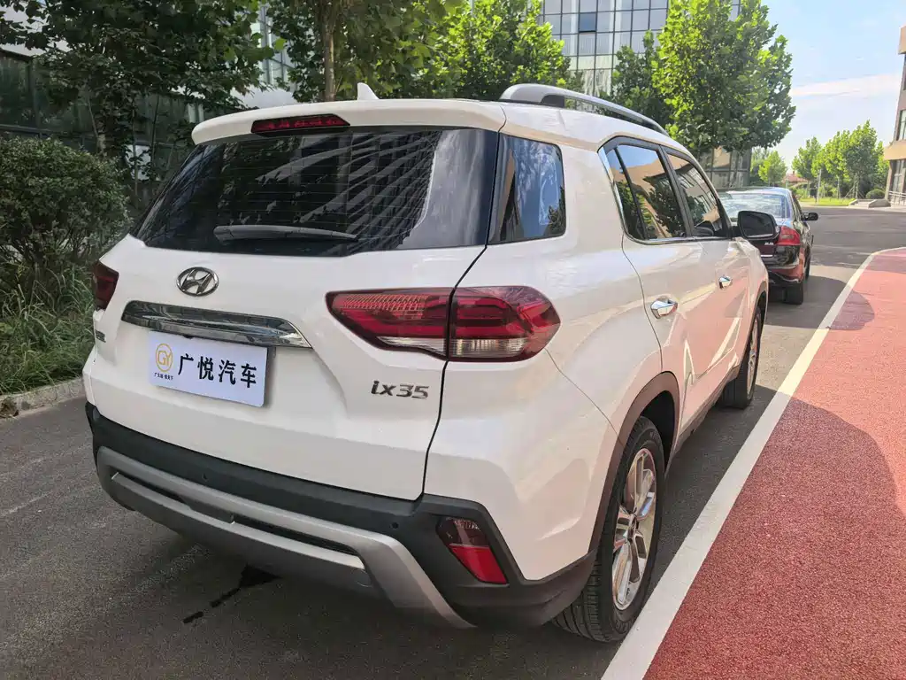 Hyundai ix35 — миниатюра 9