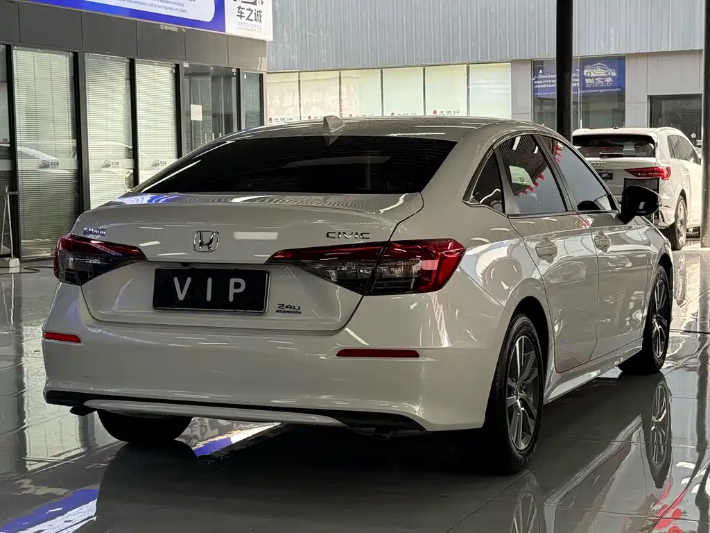 Honda Civic — миниатюра 12