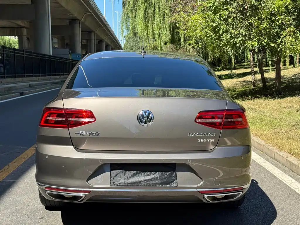 Volkswagen Magotan — миниатюра 6