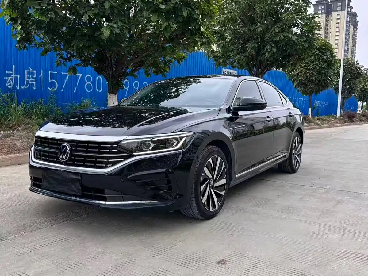 帕萨特 2022款 330TSI 豪华版 2022