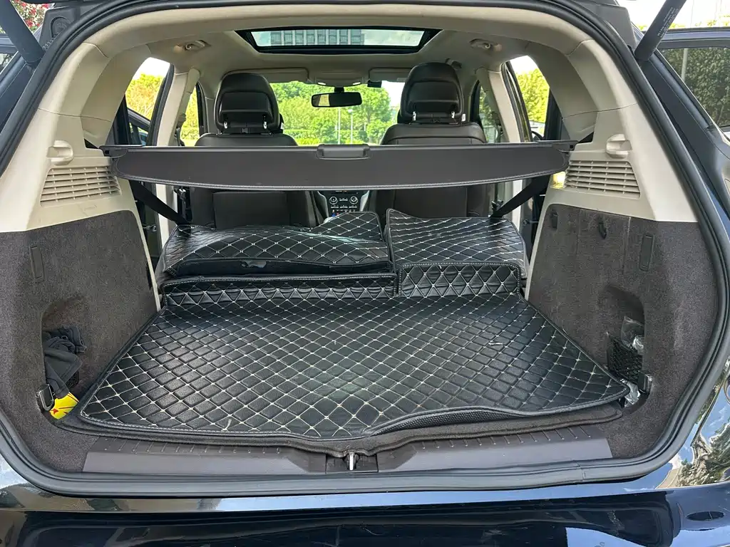 Lincoln MKC — миниатюра 16