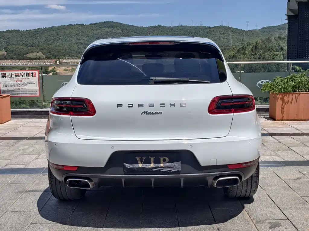 Porsche Macan — миниатюра 24