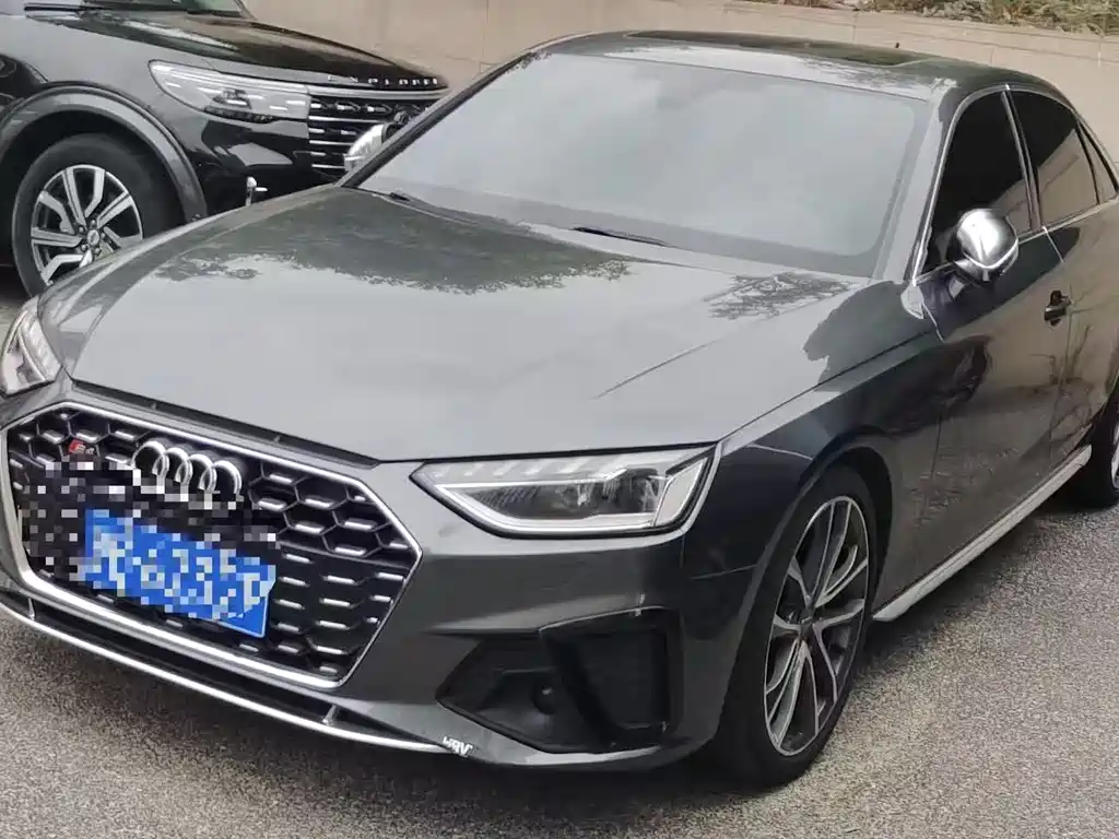 Audi S4