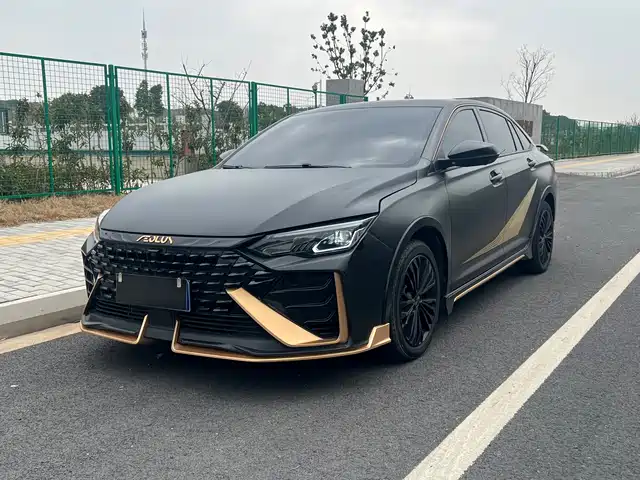 DONGFENG YI HYUN MAX