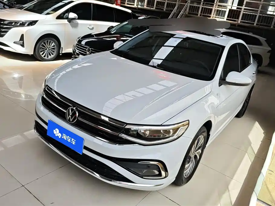 Volkswagen Bora 2023