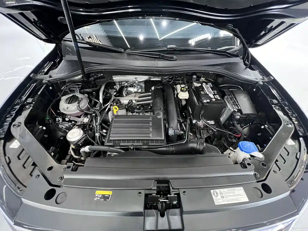 Volkswagen Tiguan L — миниатюра 19