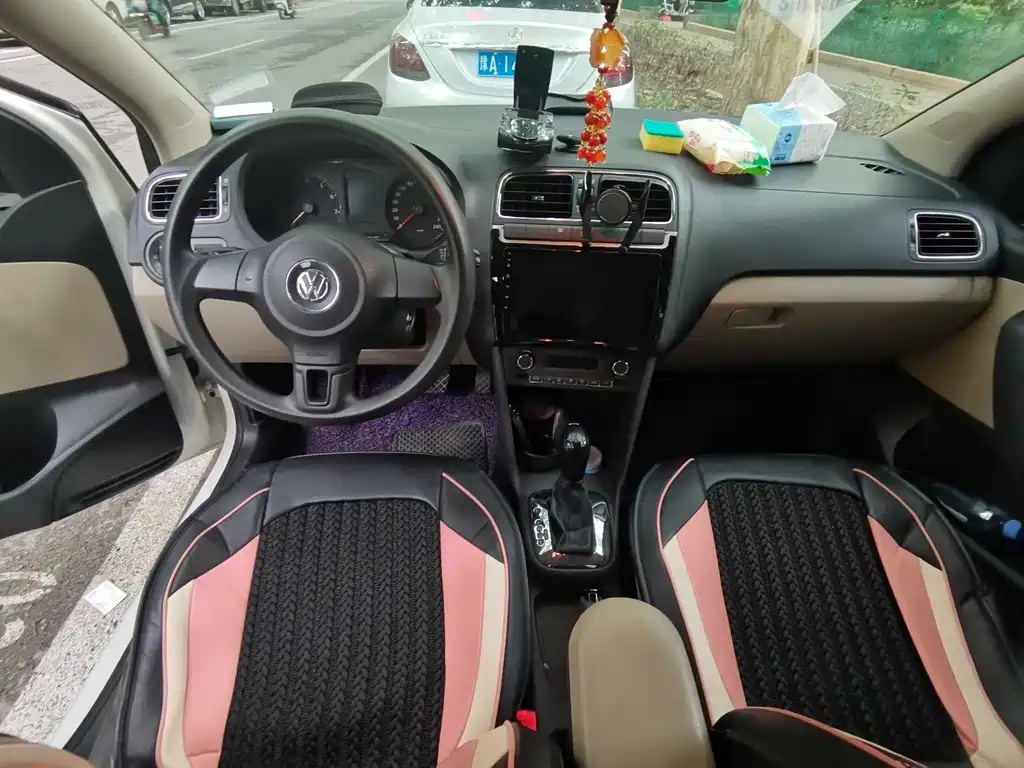 Volkswagen Polo — миниатюра 5