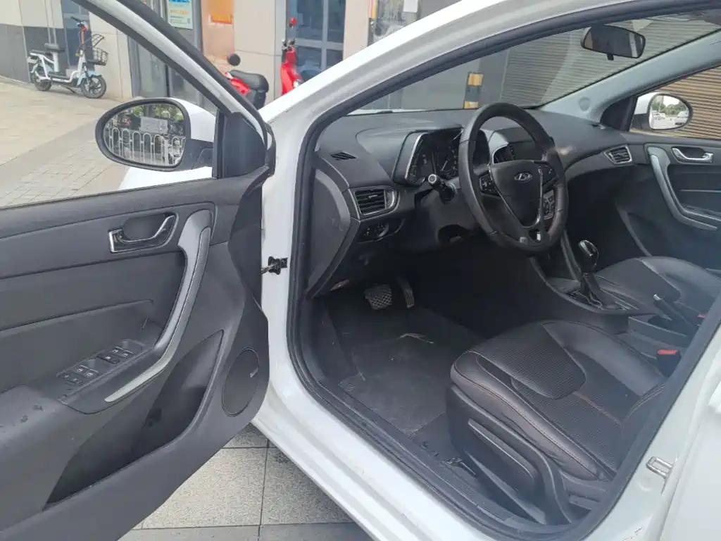 Chery Arrizo 5 — миниатюра 16