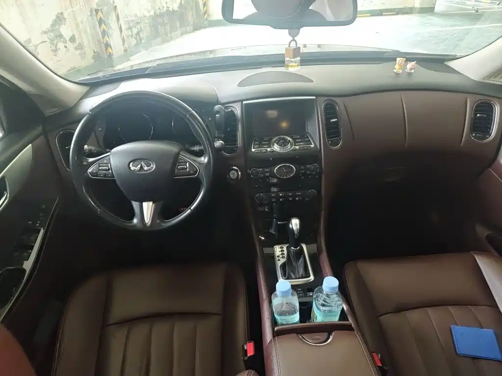 Infiniti QX50 — миниатюра 13
