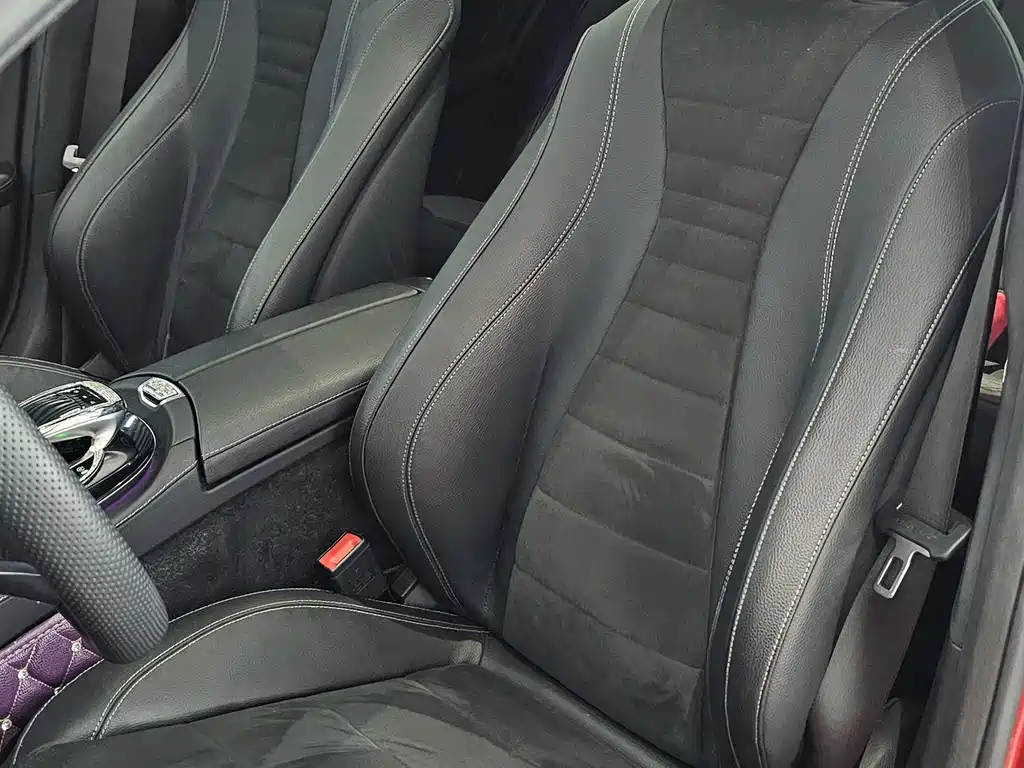 Mercedes-Benz E-Class — миниатюра 11