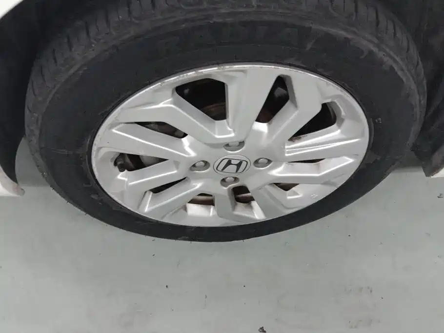 Honda Fit — миниатюра 6
