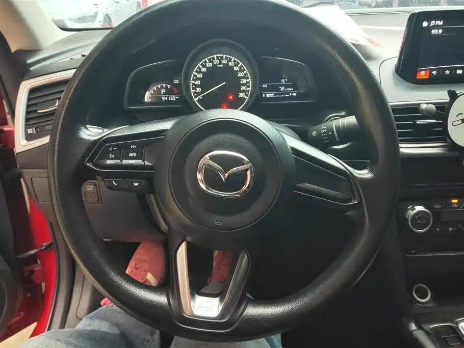 MAZDA 3 ANGKESAILA