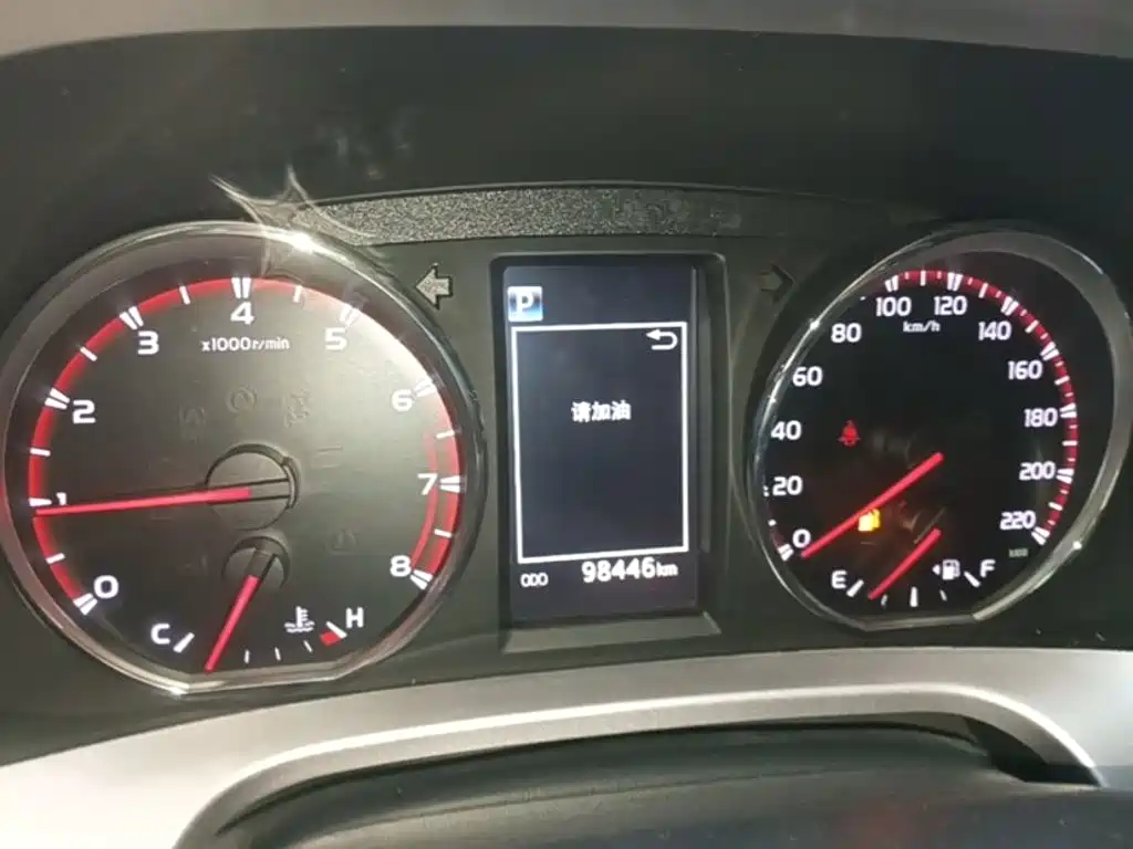 Toyota RAV4 — миниатюра 12