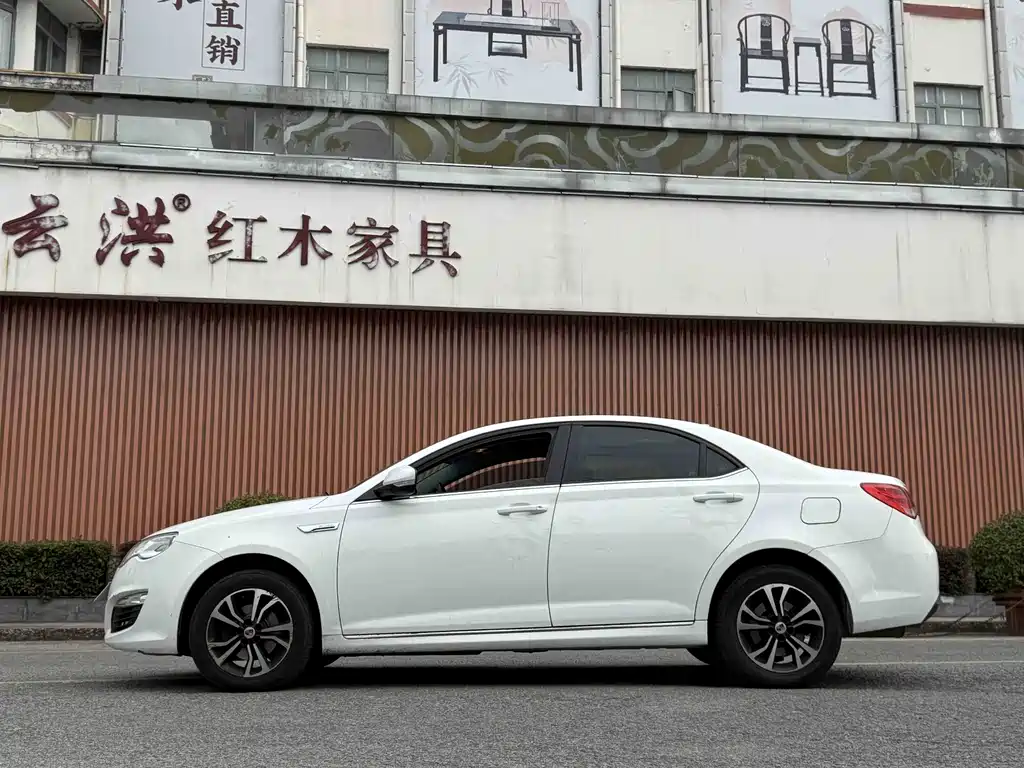 Roewe e550 — миниатюра 2