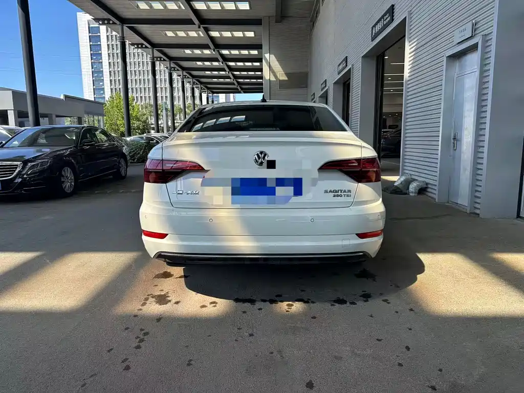 Volkswagen Sagitar — миниатюра 7