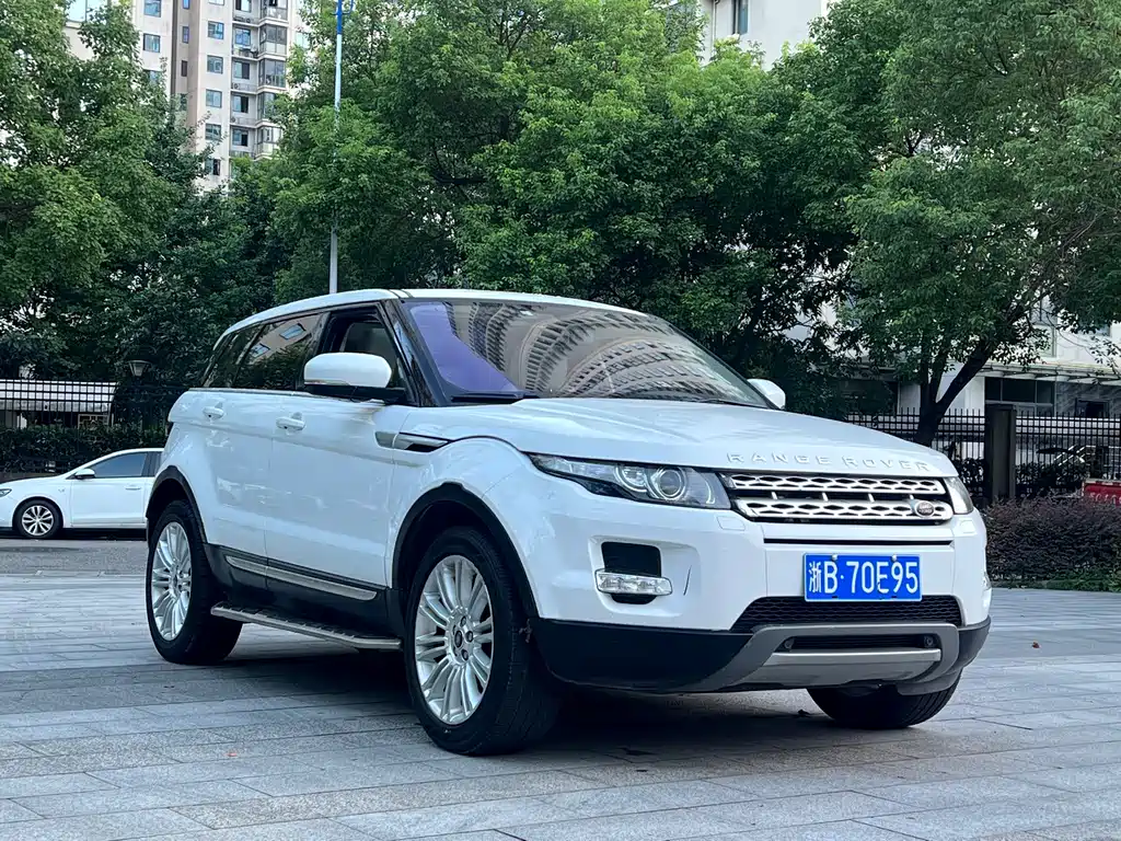 Land Rover Evoque (Import) — миниатюра 2