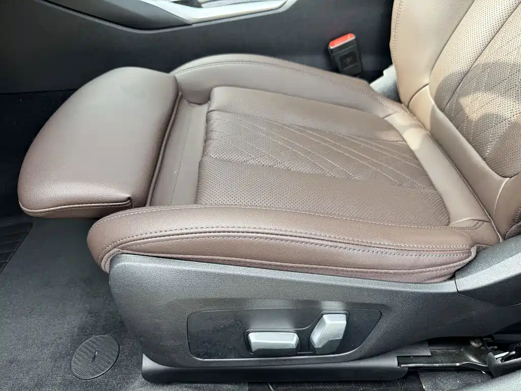 BMW 3 Series — миниатюра 27